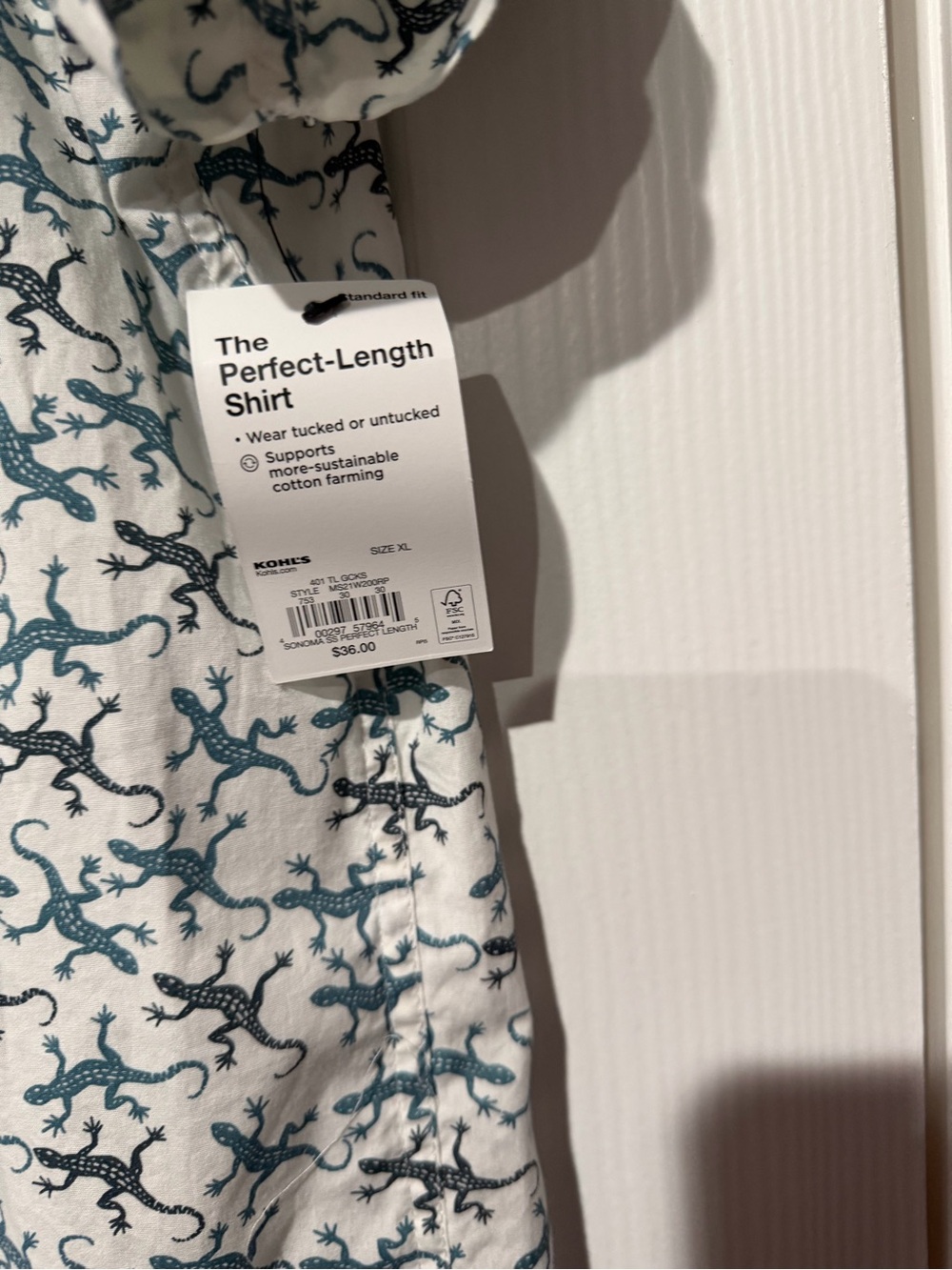 Sonoma White Short-Sleeve Button-Down Shirt with Blue Lizard Print - Picture 2 of 5